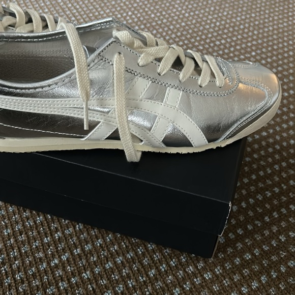 Onitsuka Tiger by Asics Shoes - Onitsuka tiger Mexico 66 silver off white us mens 7 - woman’s 8.5
